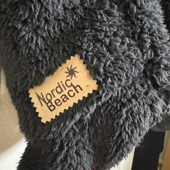Nordic Beach Black Teddy Sherpa Jacket   Very Thick/ Soft Fabric, Hood, Pockets - Picture 3 of 16
